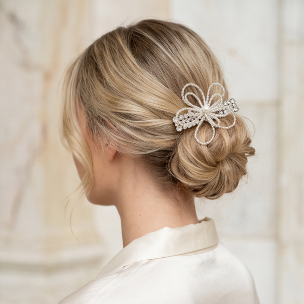 Beaded Floral Pearl Rhinestone Alligator Hair Clip