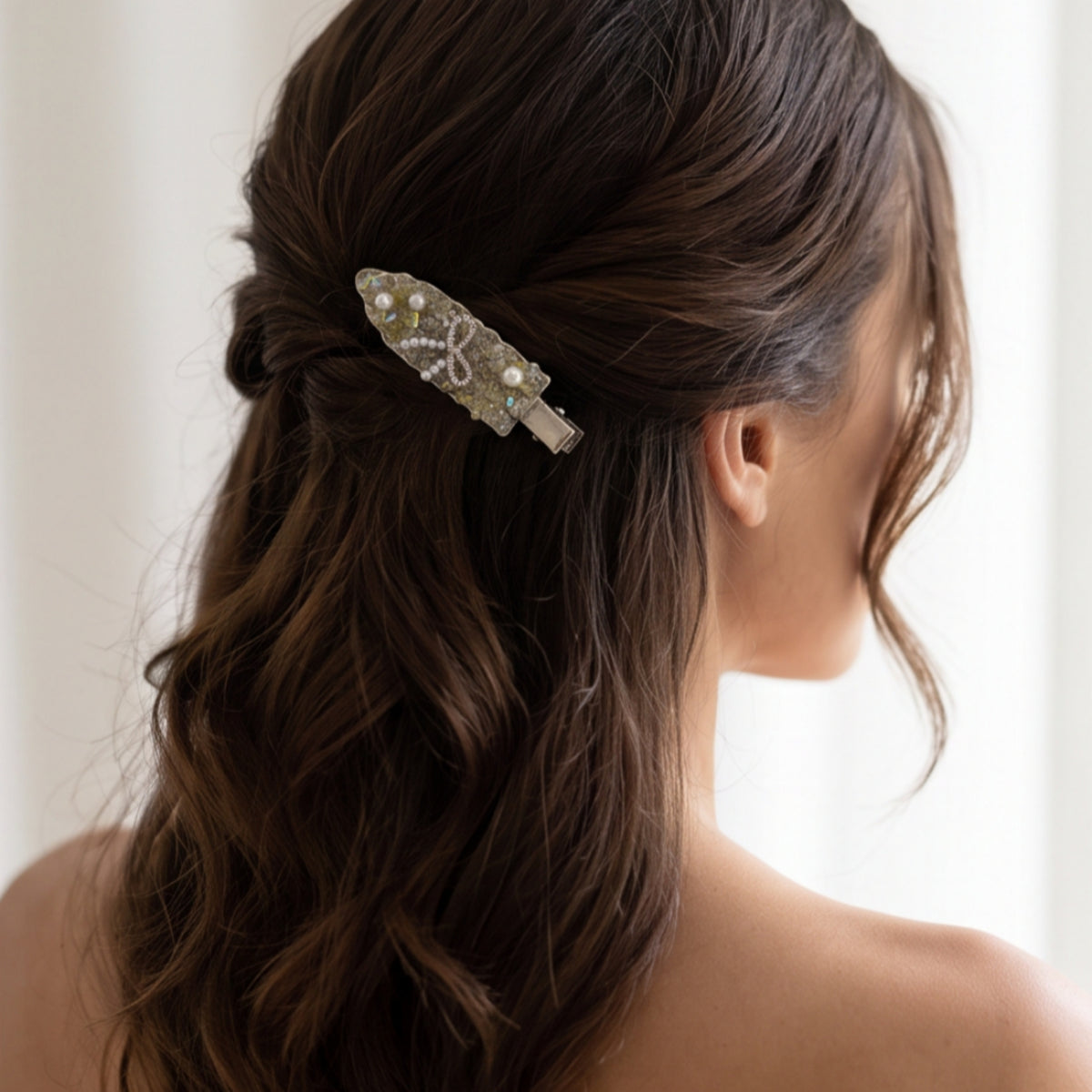 Gold Pearl Rhinestone Alligator Hair Clip