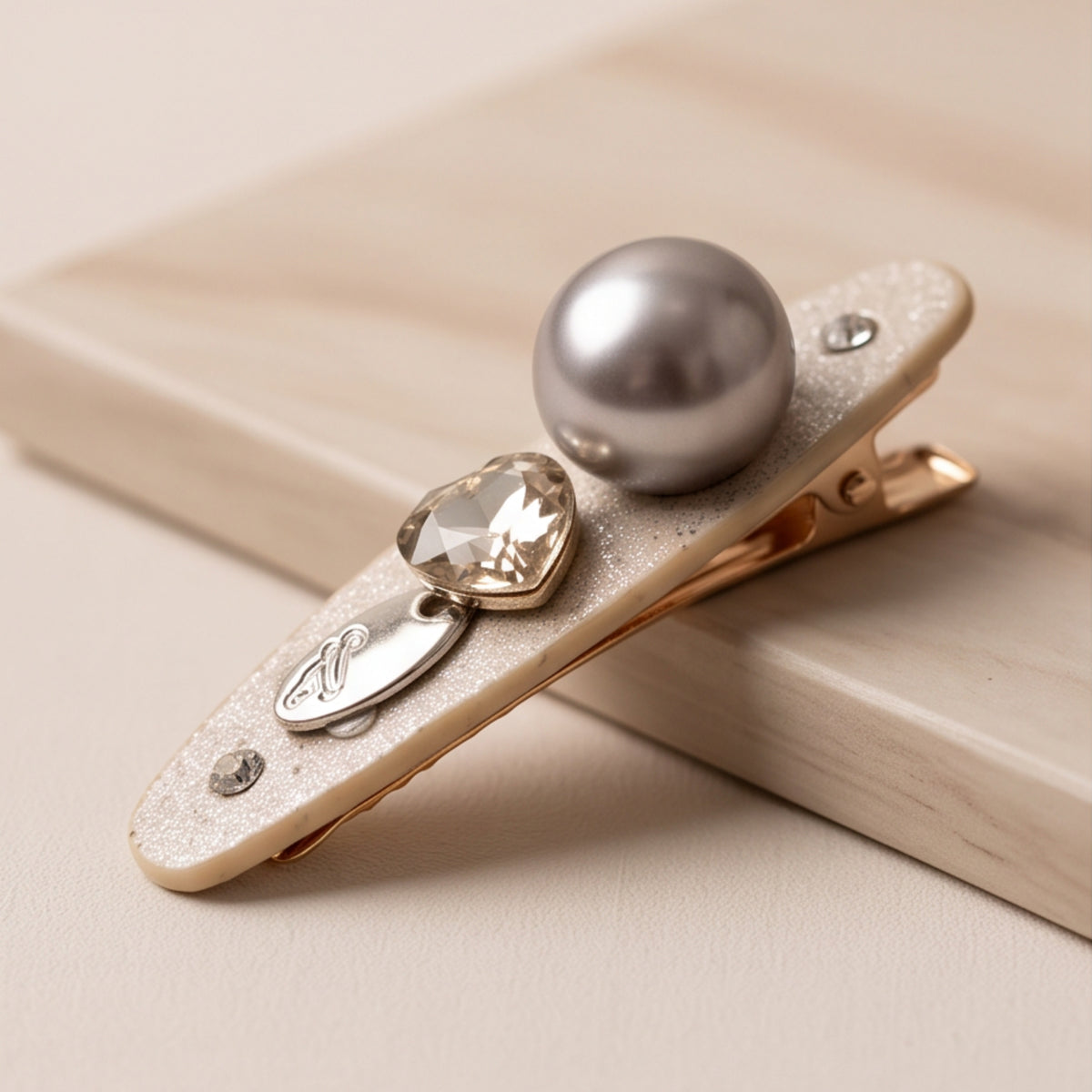 Silver Pearl Heart Rhinestone Alligator Hair Clip